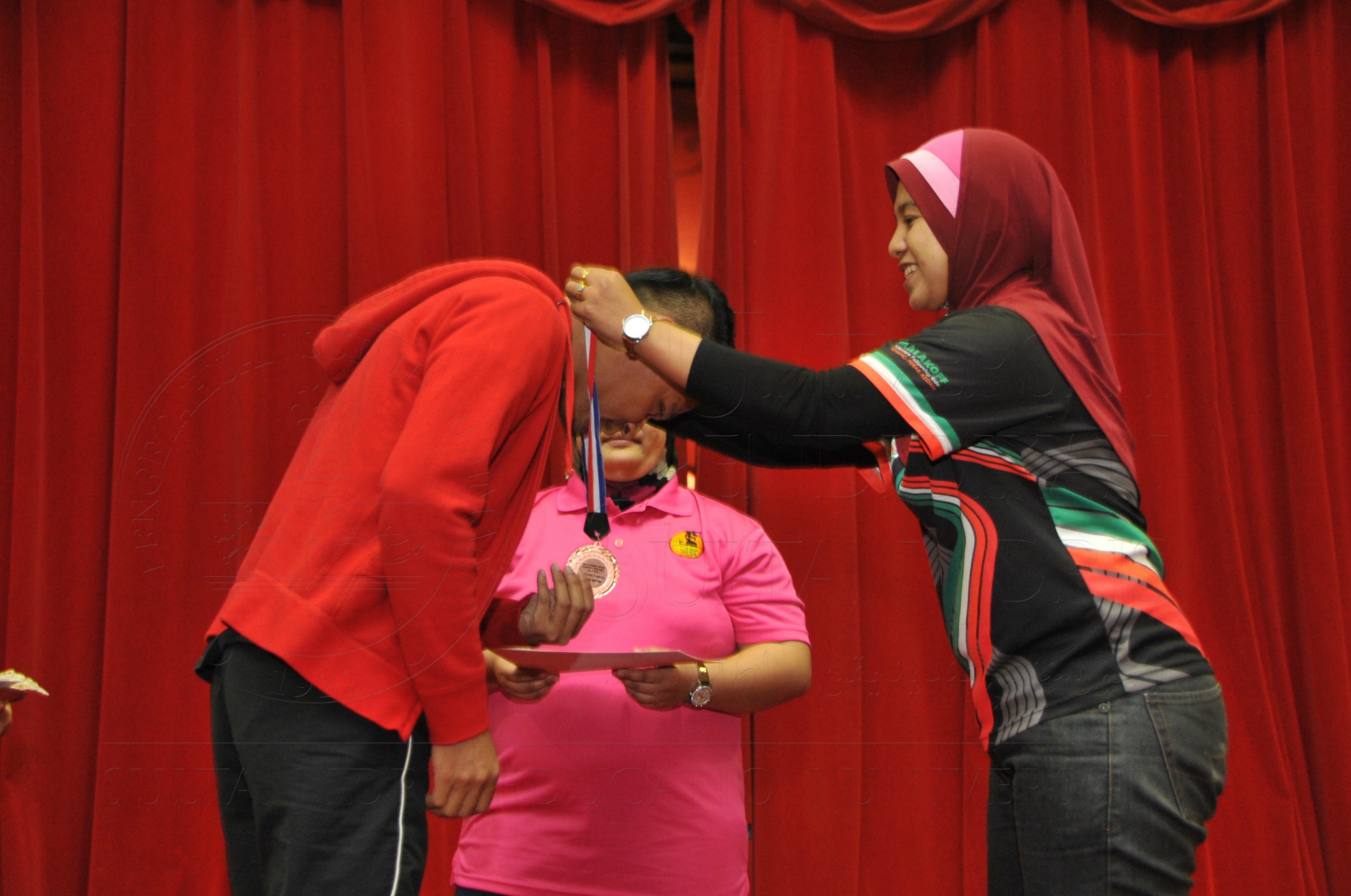 PRO15 158 CATUR HAS 9459